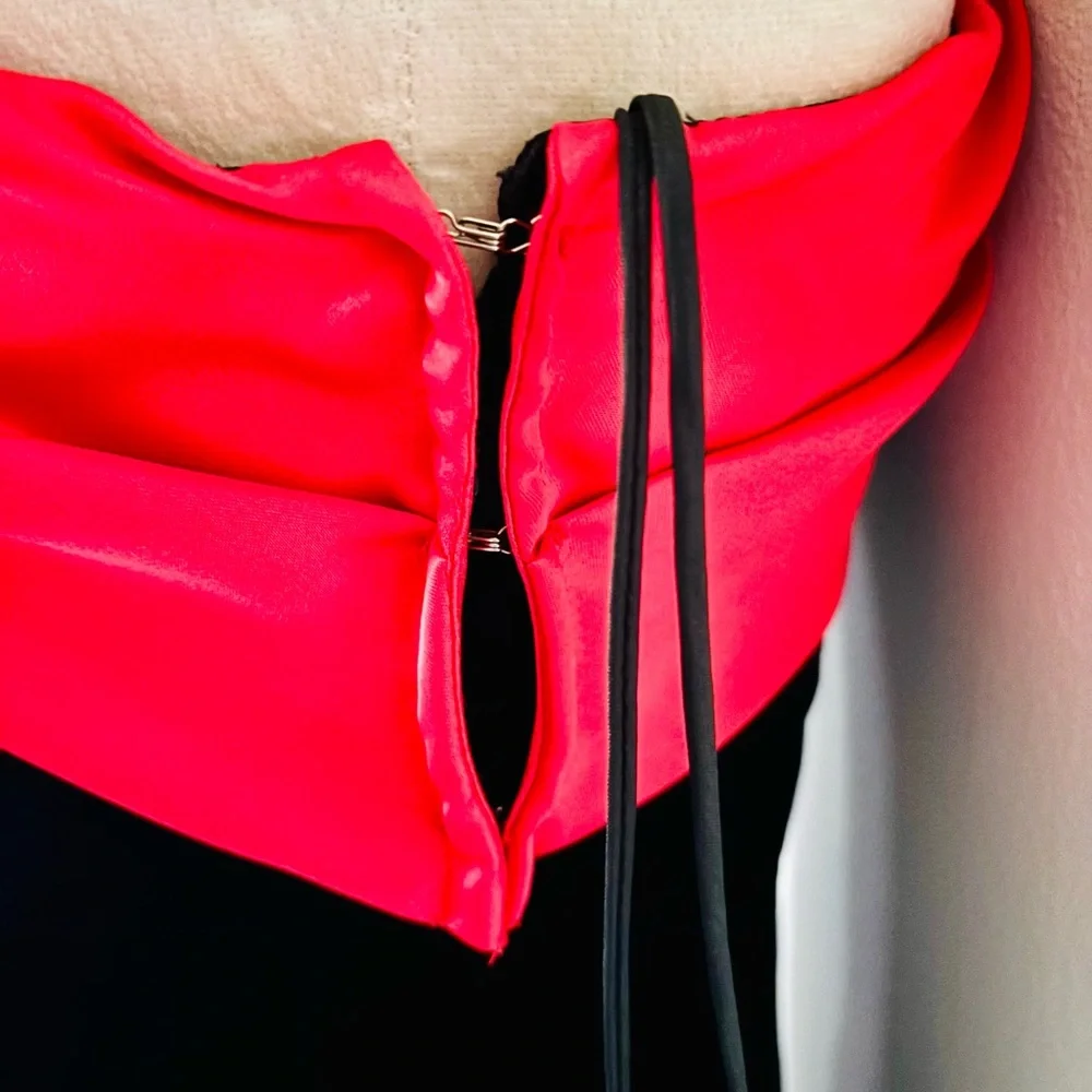 Vintage Jessica Howard Sz 6 One Shoulder Red Satin Bow and Black Velvet Dress - Picture 8 of 16